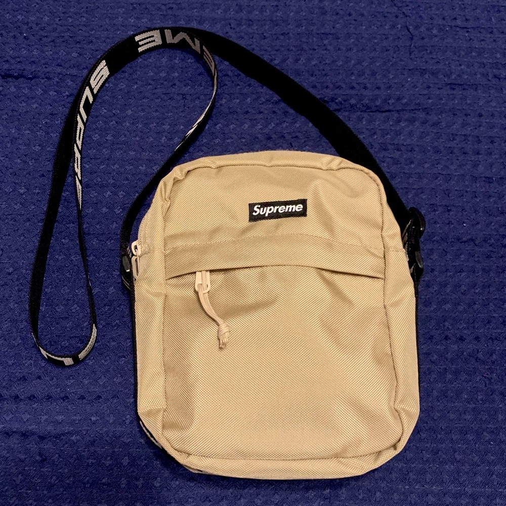 SS18 Supreme Shoulder Bag
